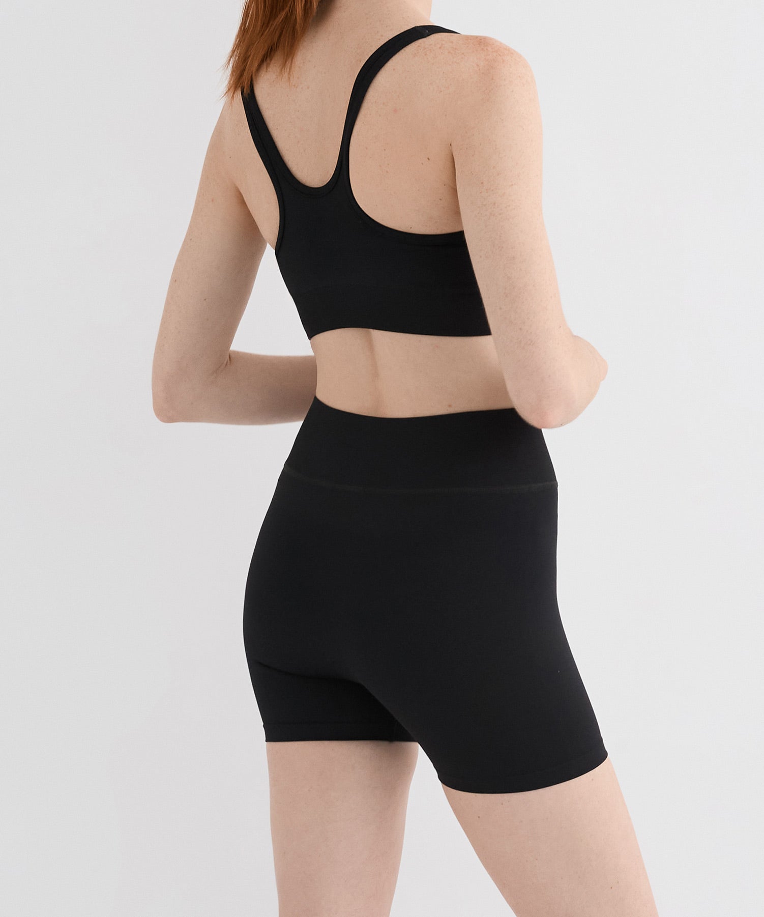 Performance Mid Rise 2" Short - Black