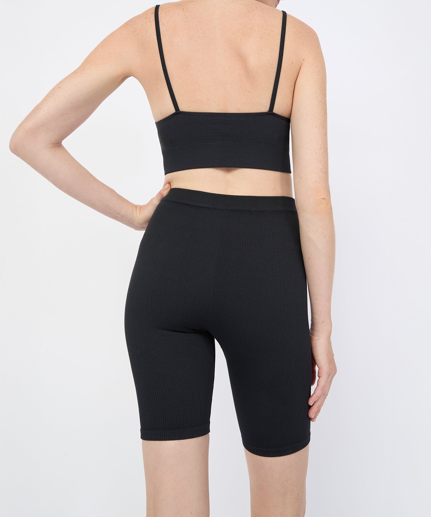 Joanne Rib Short Legging - Black