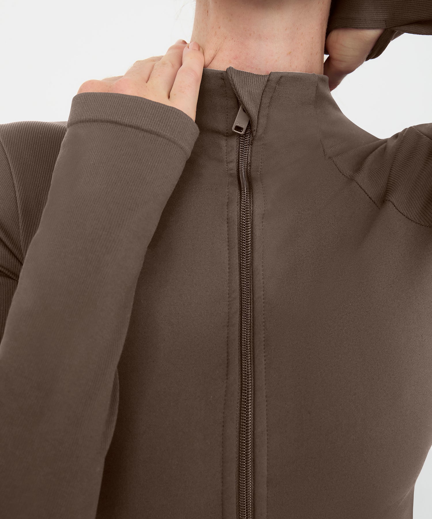 Form Movement Full Zip Jacket - Acorn